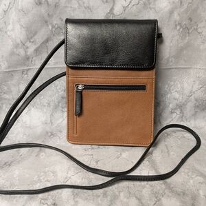 iLi New York Crossbody, Black & Brown